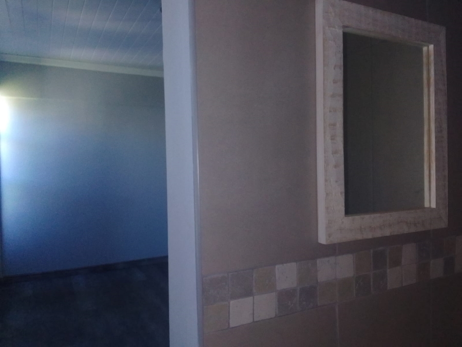 To Let 3 Bedroom Property for Rent in Kidds Beach Eastern Cape